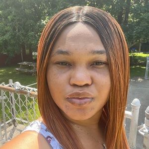 Meet your Posher, Roberta d.